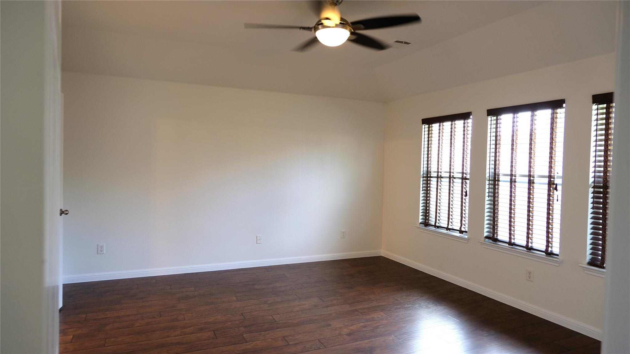 1536 Clary Sage Loop Property Photo 13