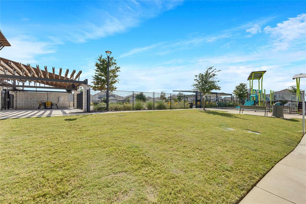 6315 Arbor Crest Ln Property Photo 35