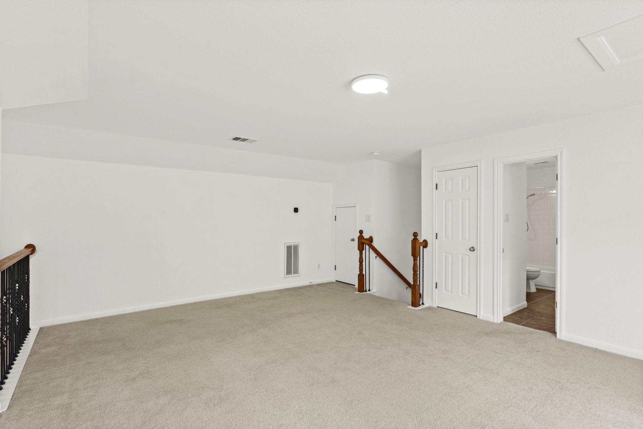 14505 Broadwinged Hawk Dr Property Photo 7