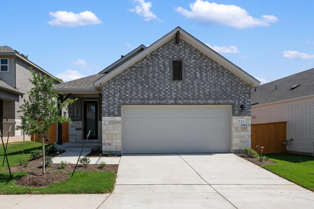 121 Knockout Rose Dr Property Photo 1
