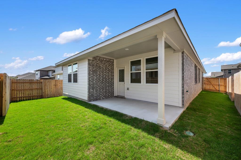 121 Knockout Rose Dr Property Photo 32