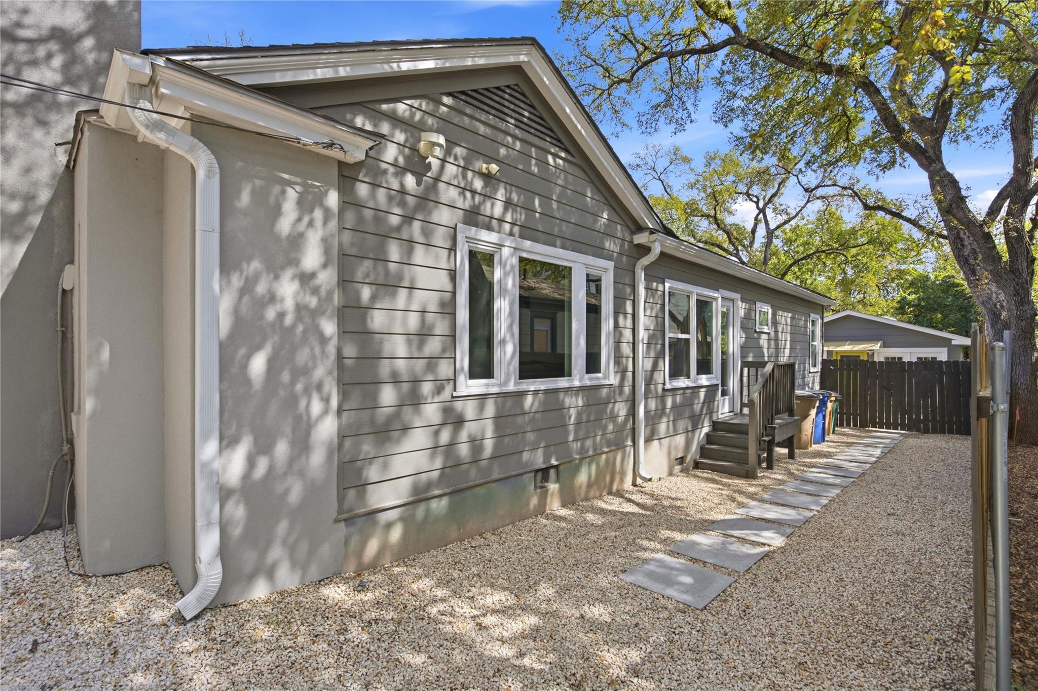3909 Willbert Rd Property Photo 40