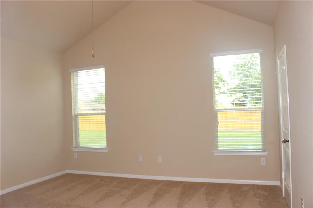 1024 Palo Duro Cv Property Photo 14