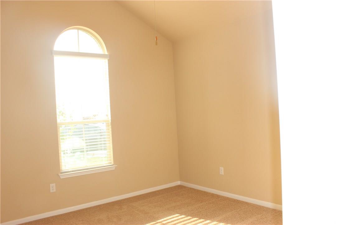 1024 Palo Duro Cv Property Photo 17