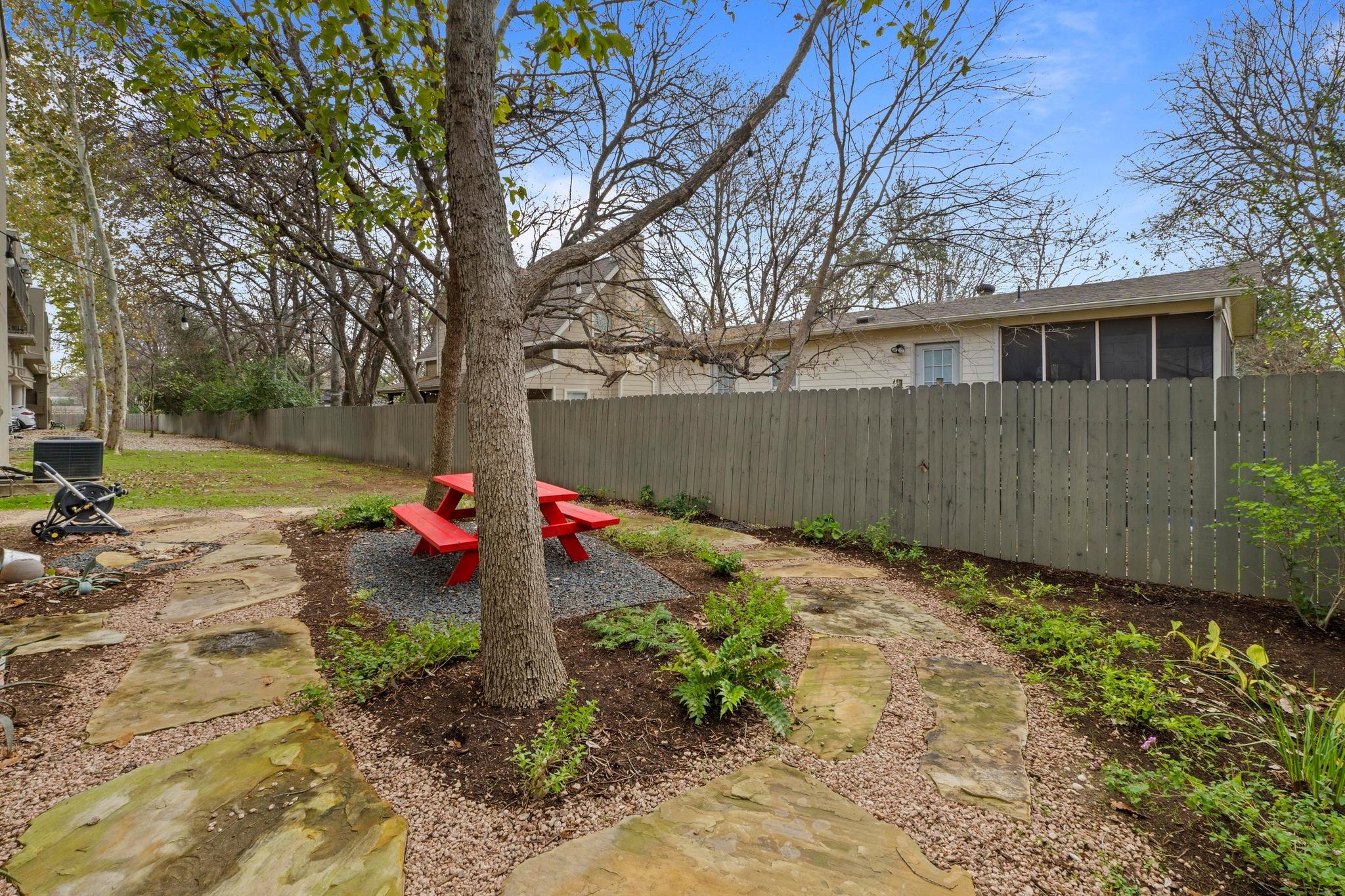 503 Swanee Dr #19 Property Photo 24