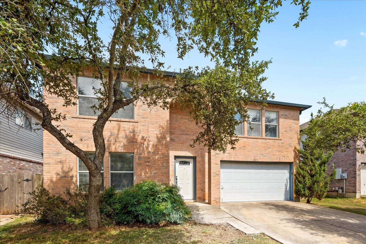 1811 Continental Pass Property Photo 4