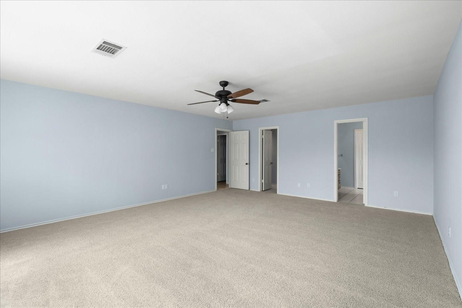 1811 Continental Pass Property Photo 20