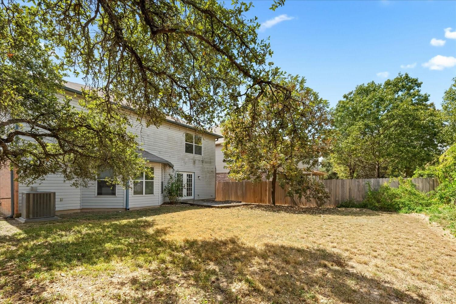1811 Continental Pass Property Photo 29
