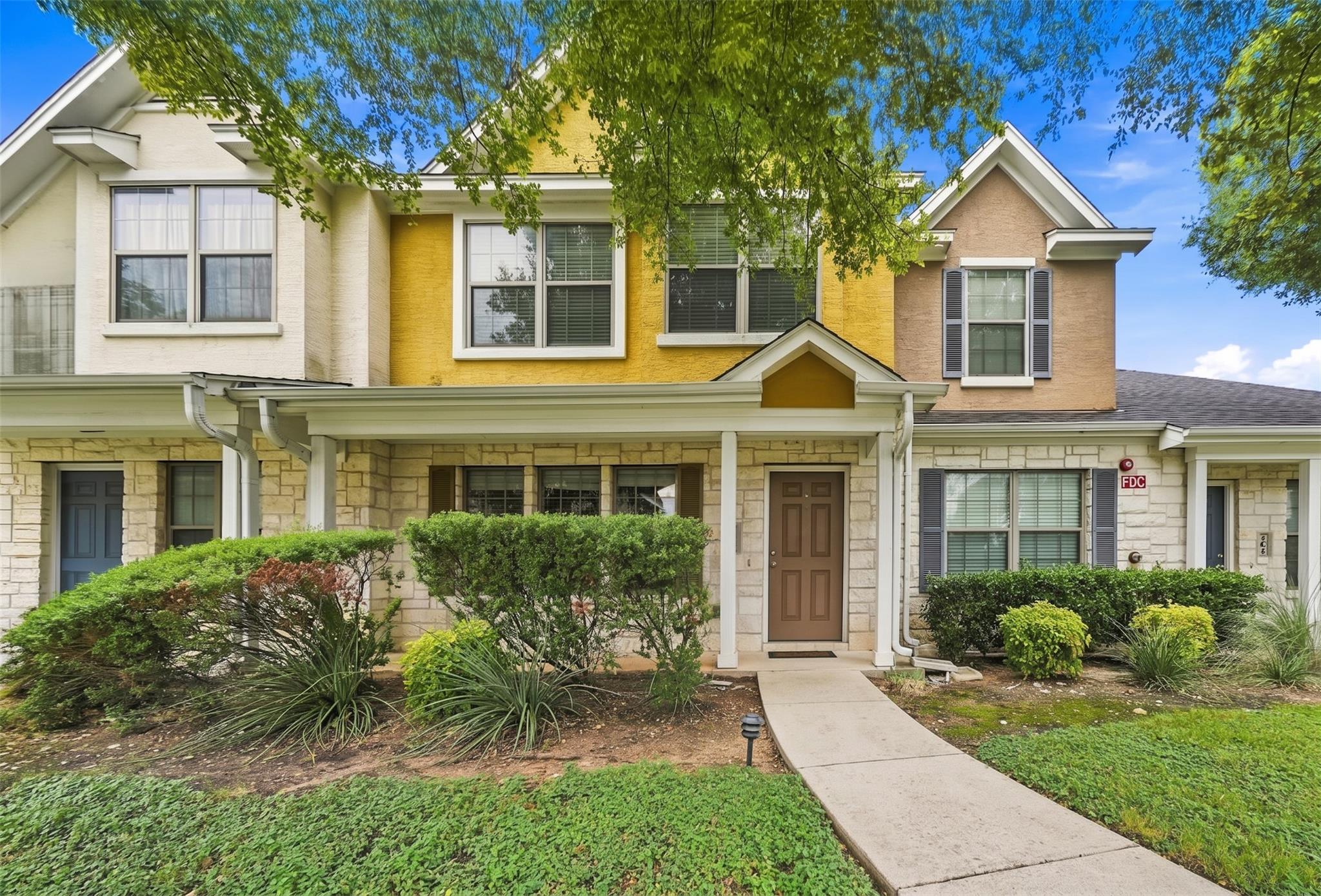 401 Buttercup Creek Blvd #504 Property Photo 4