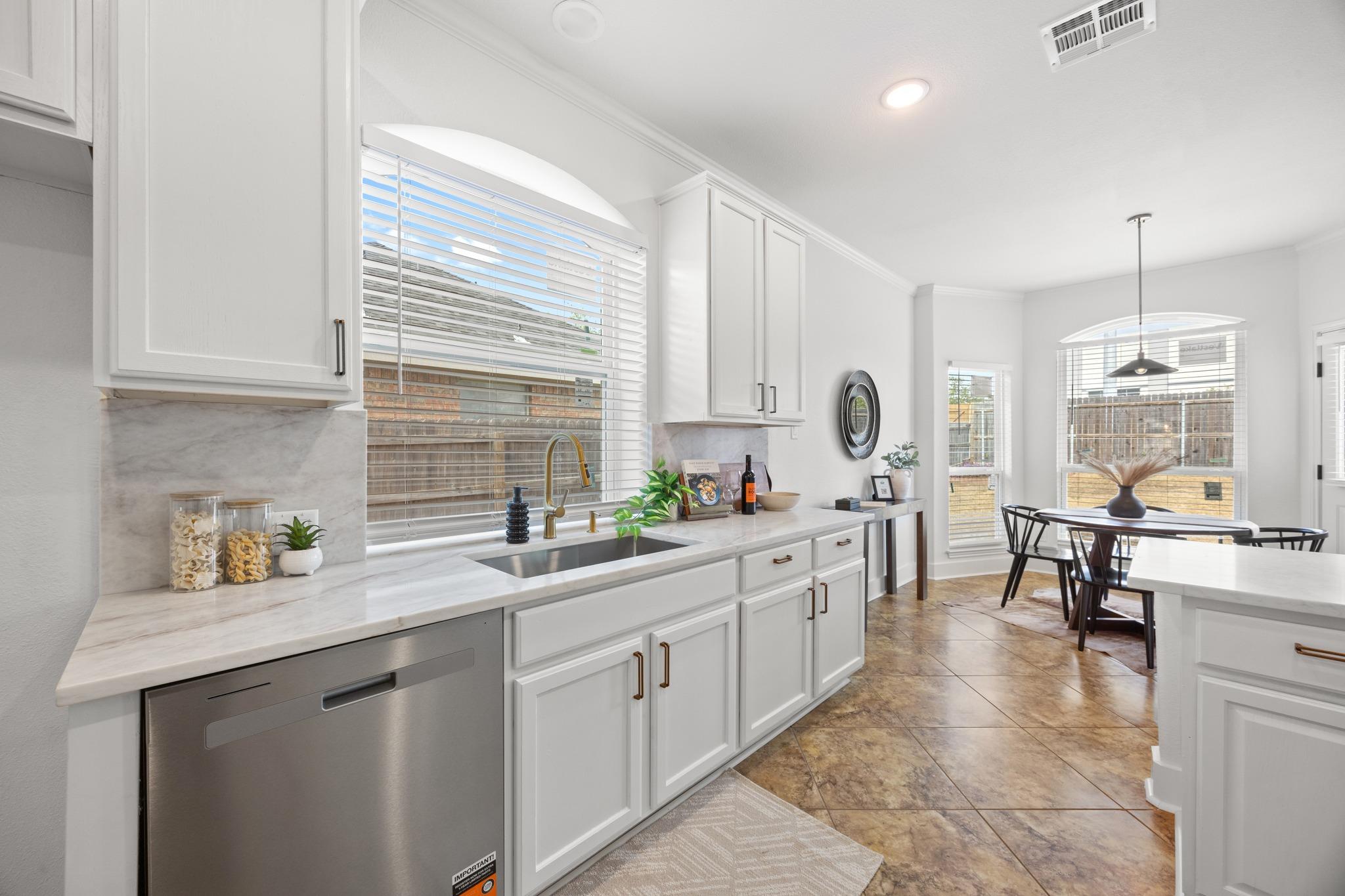 1245 Lacey Oak Loop Property Photo 10