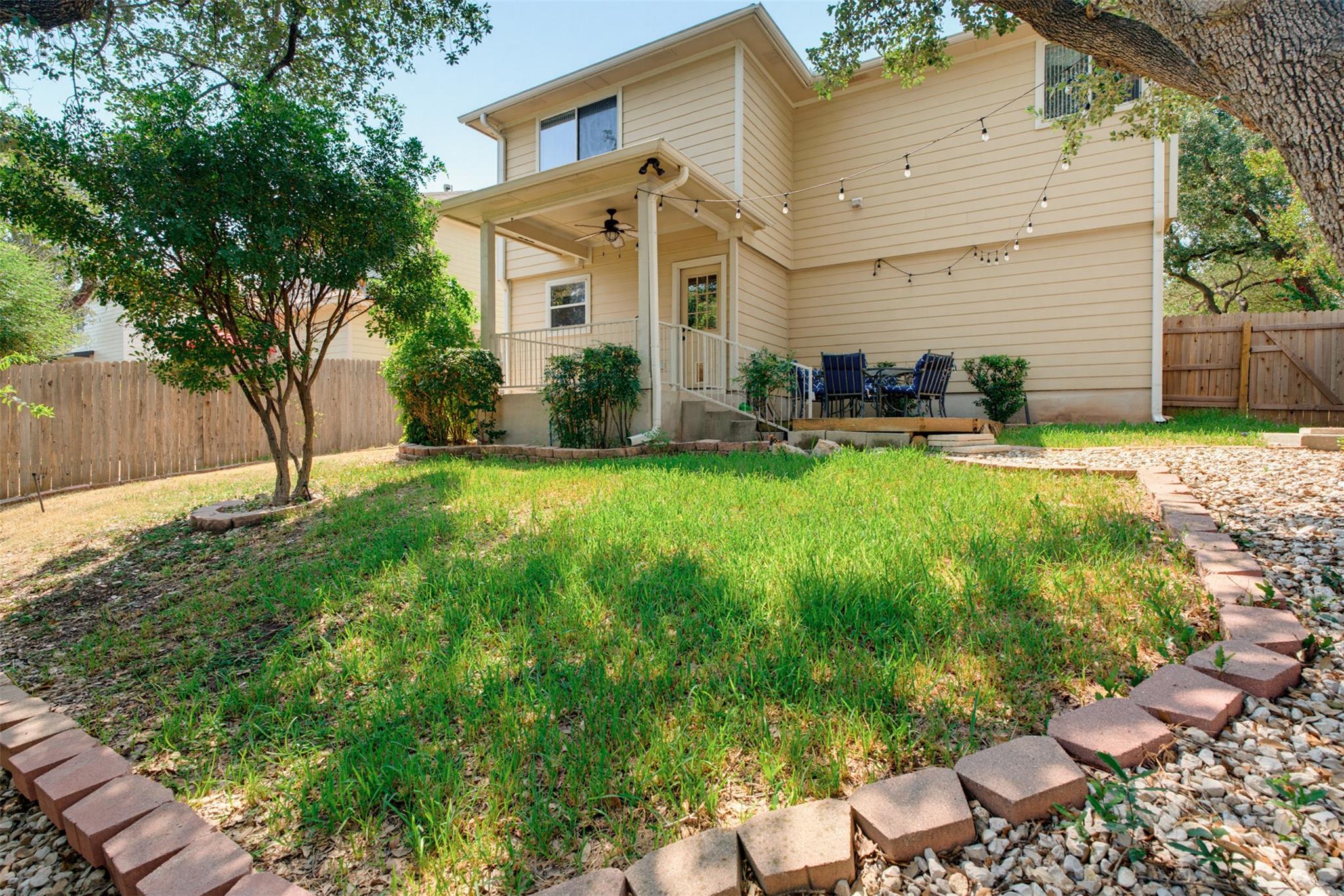 2110 Keepsake Dr Property Photo 25