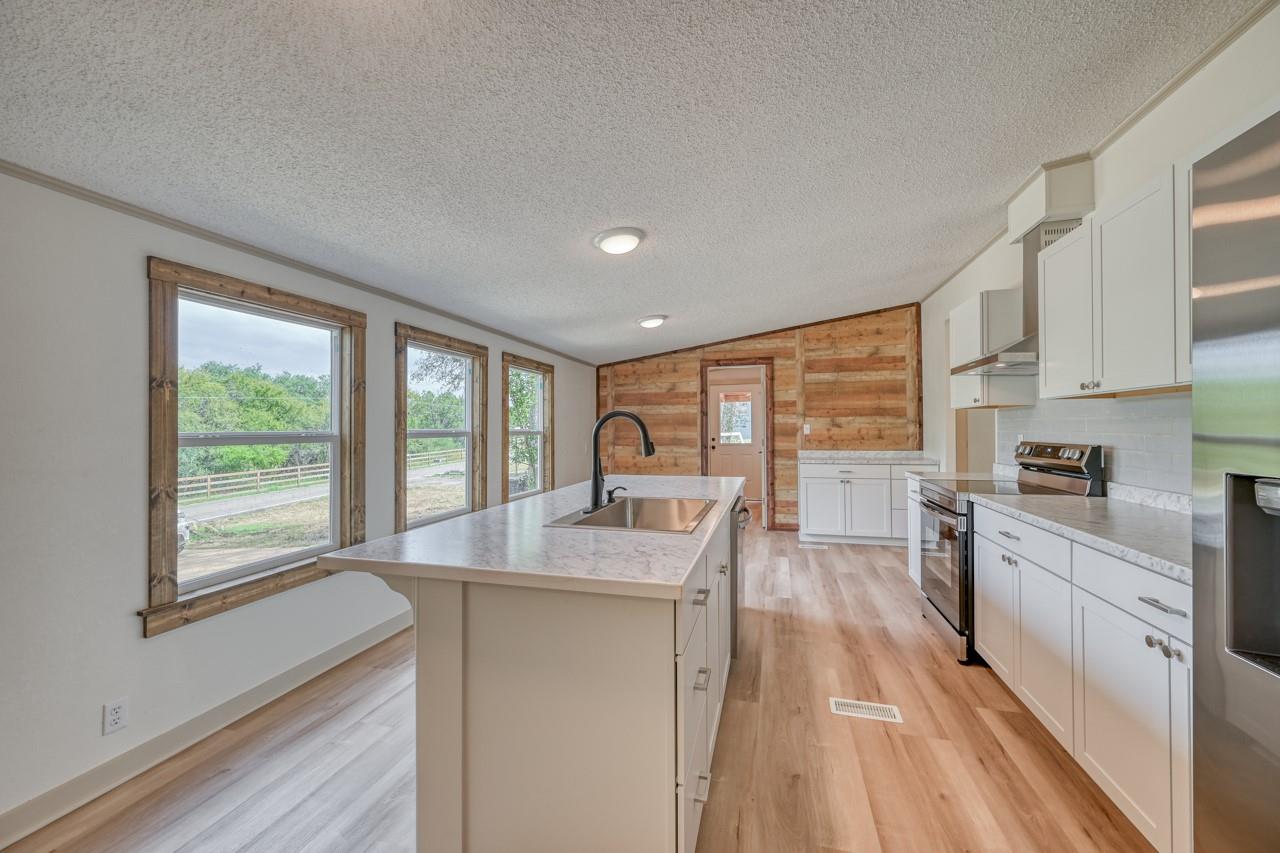 4110 County Road 410 Property Photo 4