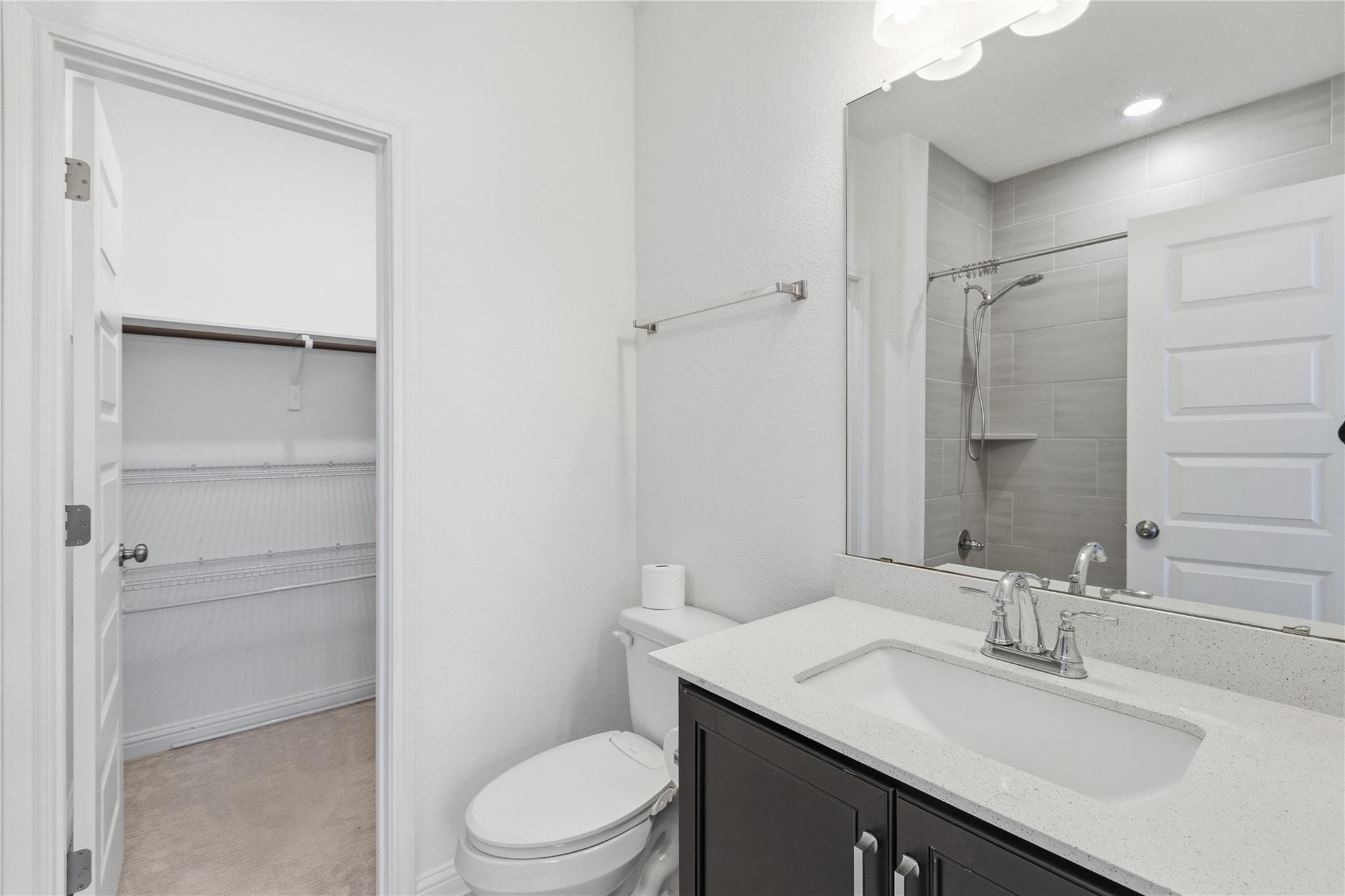 7220 Poulain Dr Property Photo 23