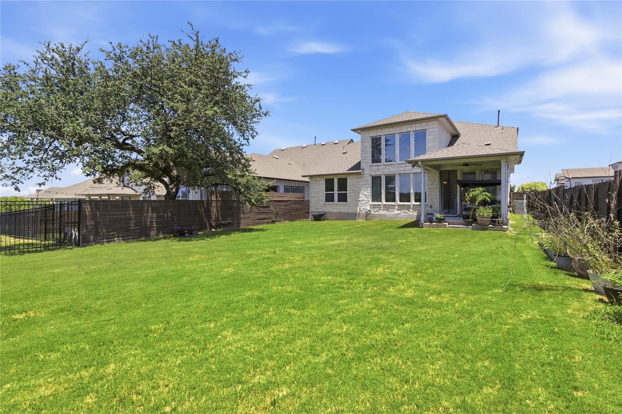 7220 Poulain Dr Property Photo 40