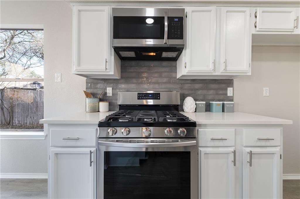 12804 Modena Trl Property Photo 6