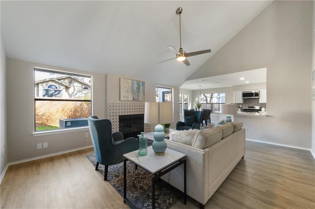12804 Modena Trl Property Photo 7