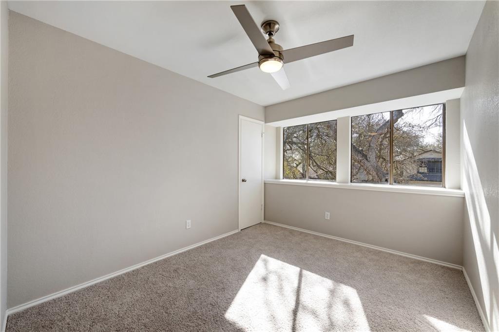 12804 Modena Trl Property Photo 11