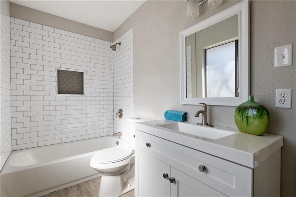 12804 Modena Trl Property Photo 12