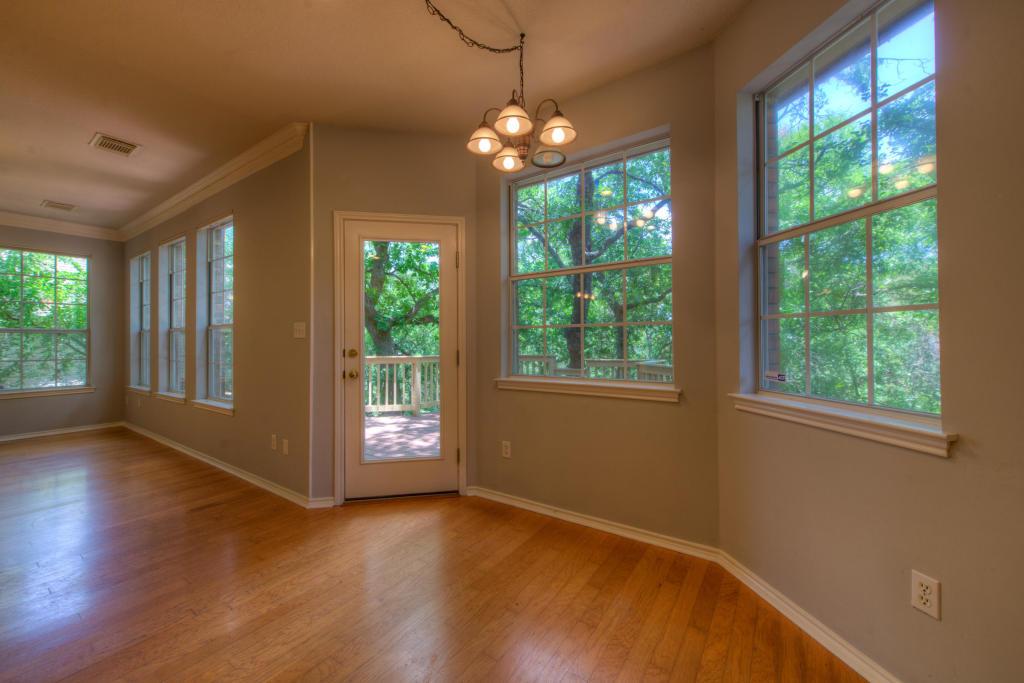 12610 Mcnelly Trl Property Photo 10