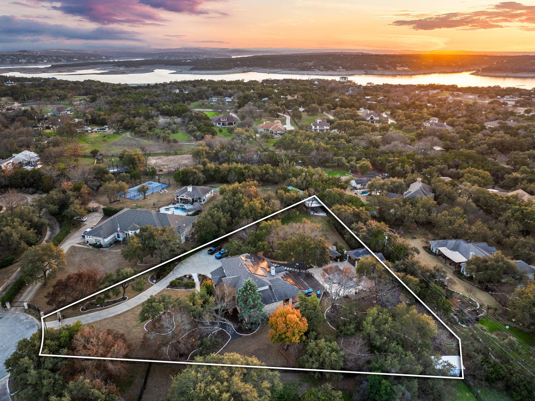 16708 French Harbour Ct Property Photo 2