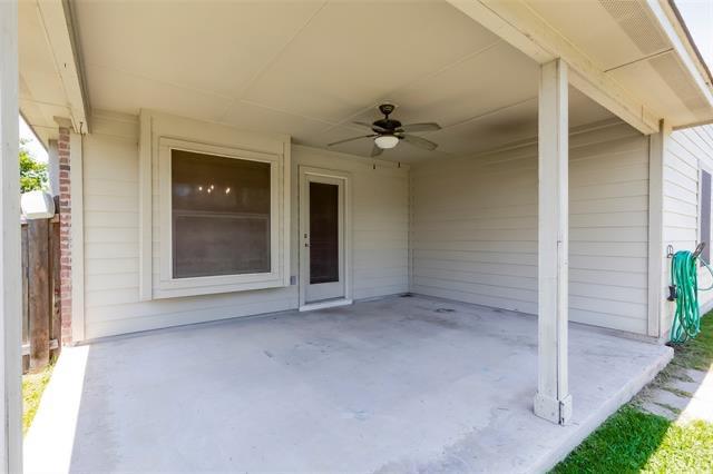 2701 Hearthsong Loop Property Photo 24