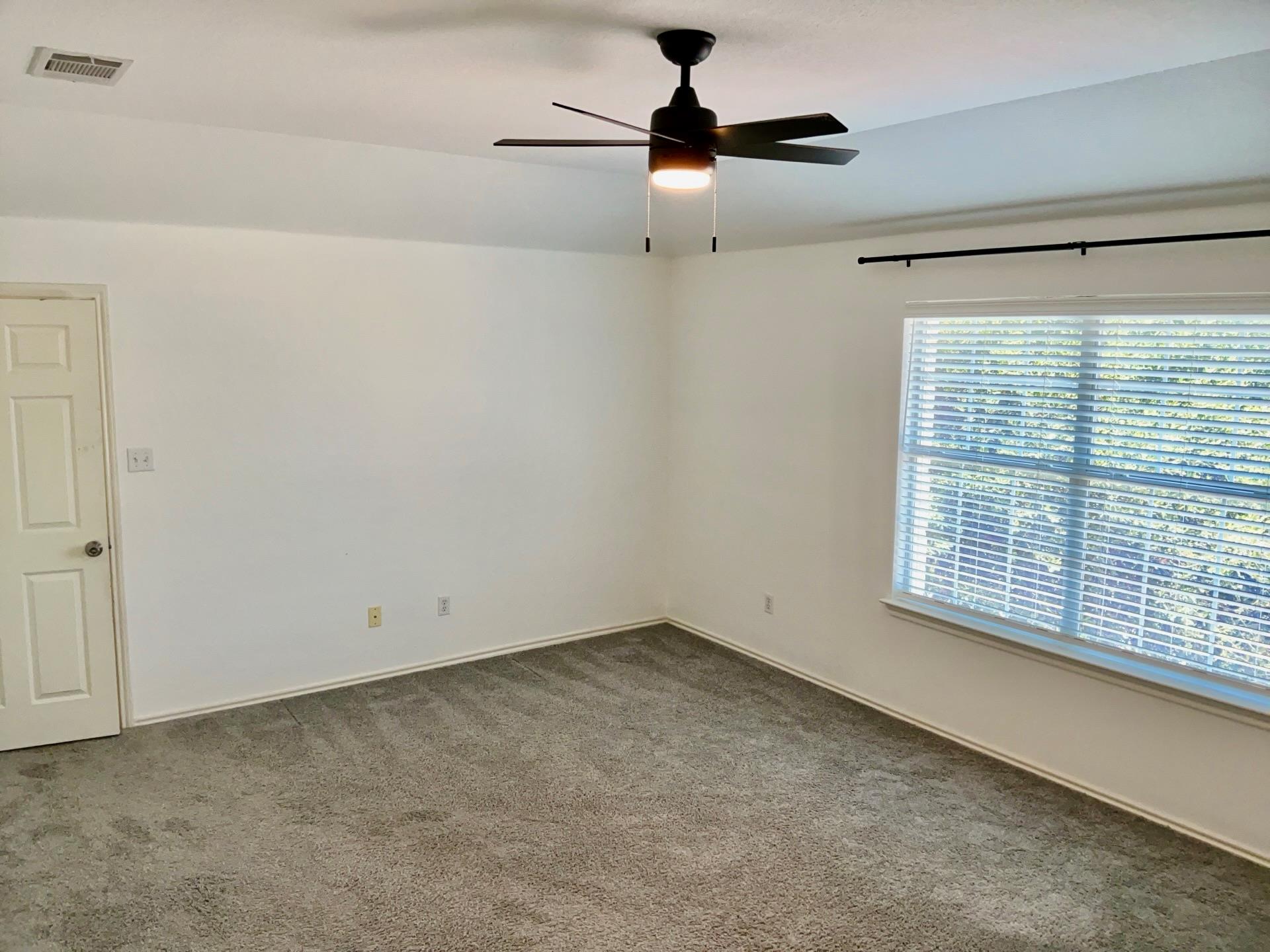 1405 Summercrest Blvd Property Photo 13