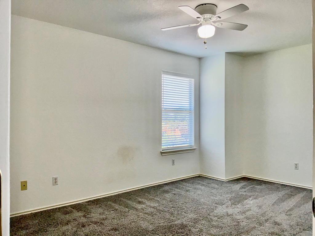 1405 Summercrest Blvd Property Photo 25