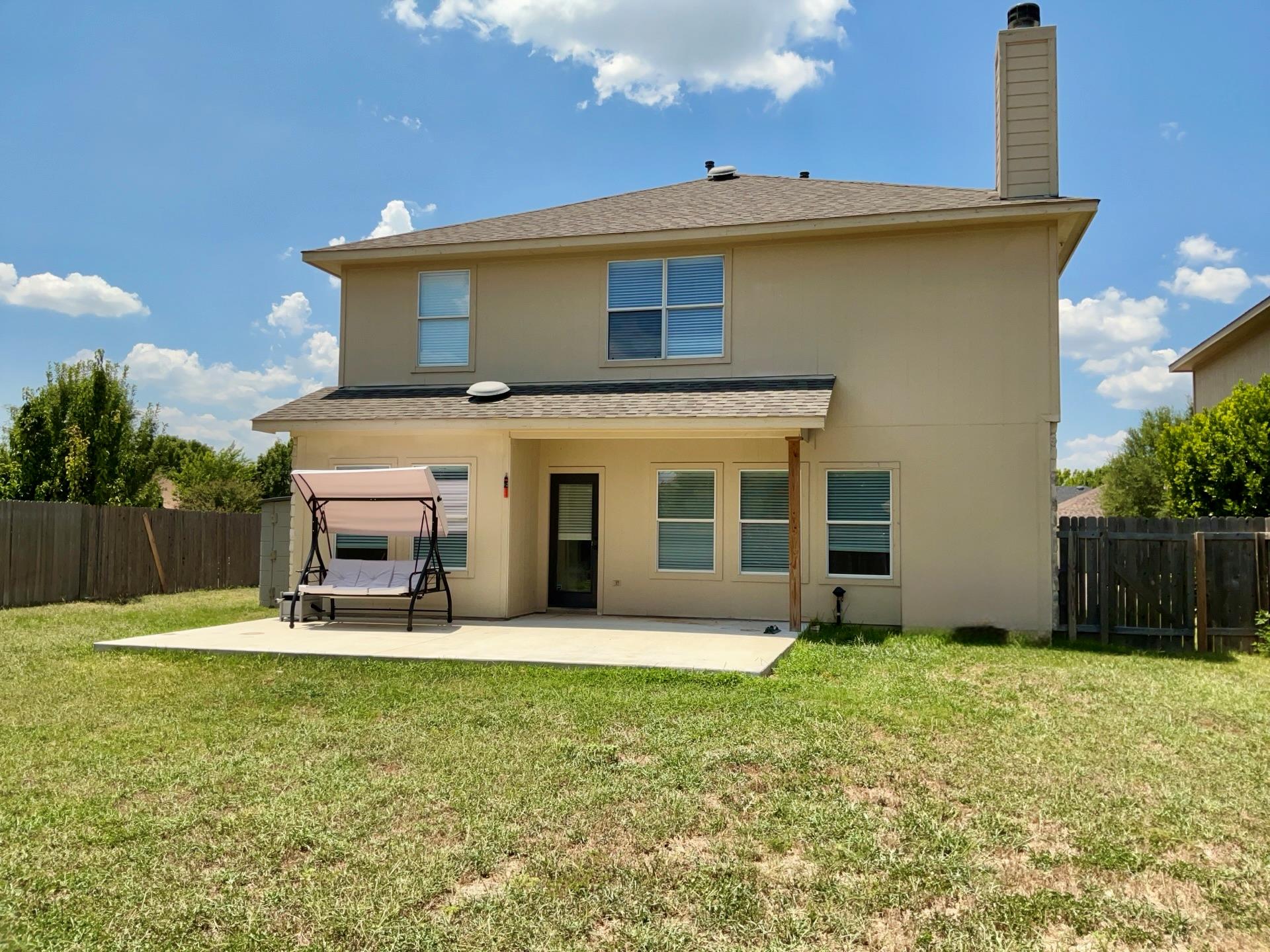 1405 Summercrest Blvd Property Photo 28
