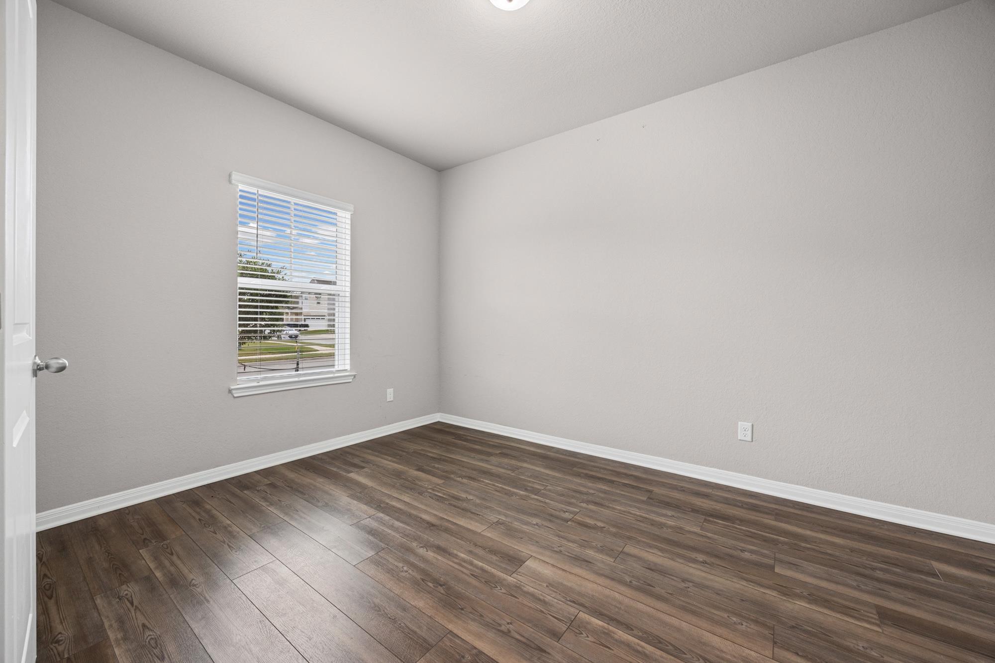 1649 Settlers Glen Dr Property Photo 3