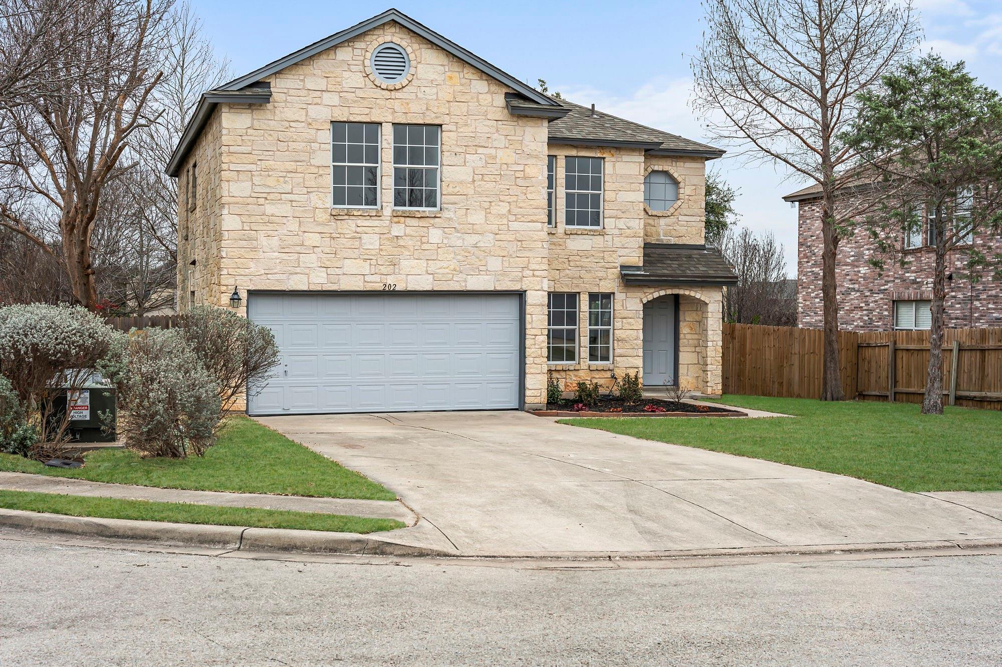 202 Sil Cv Property Photo