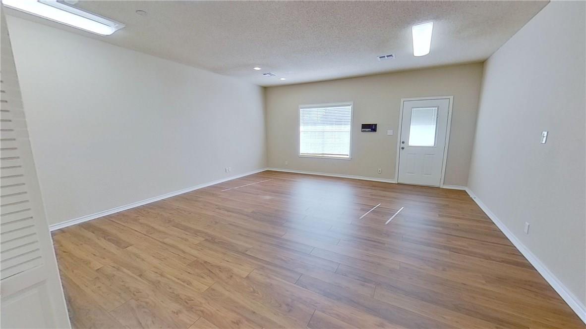 1915 S Austin Ave None #110 Property Photo 3