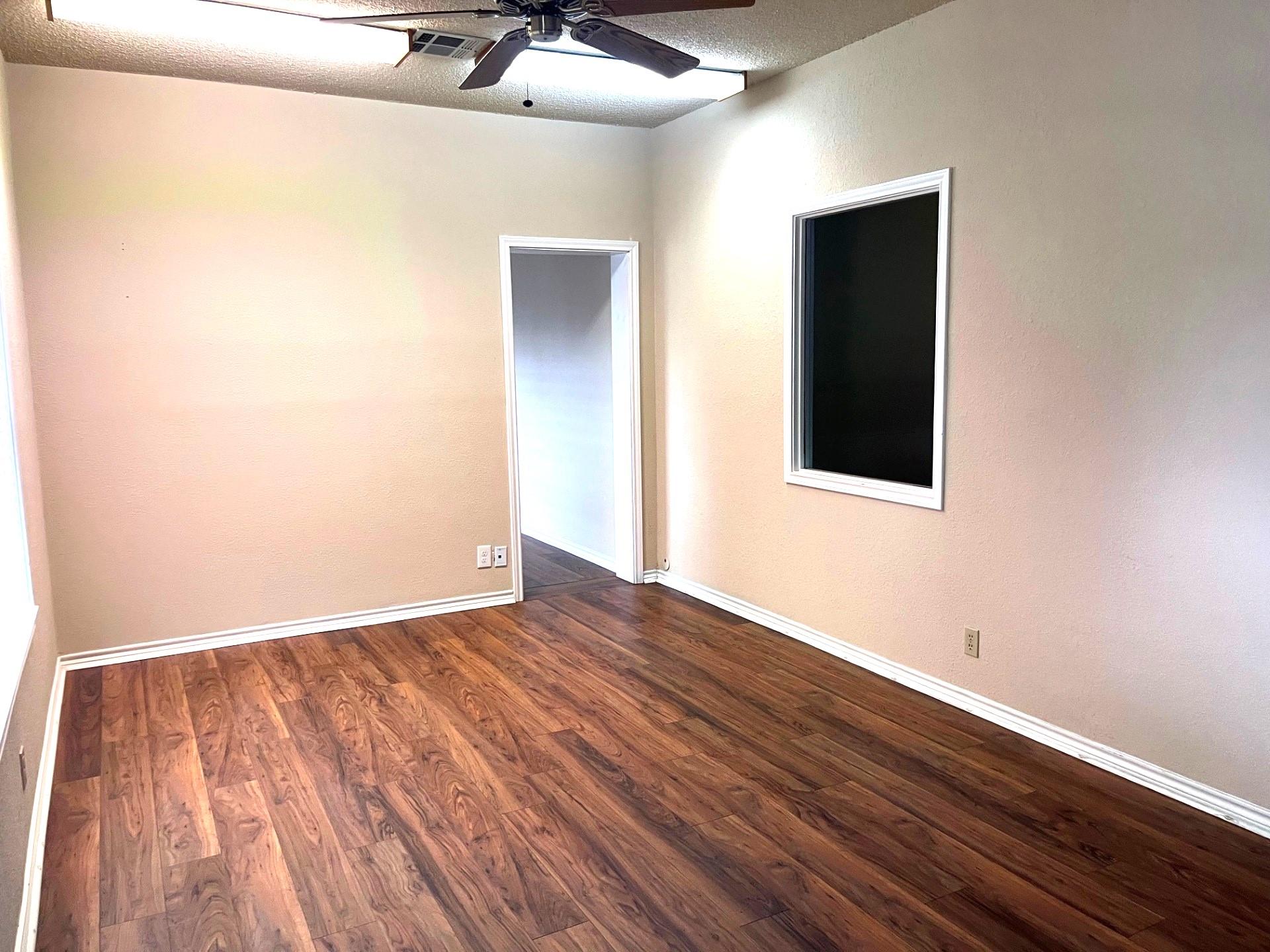 1915 S Austin Ave None #110 Property Photo 15