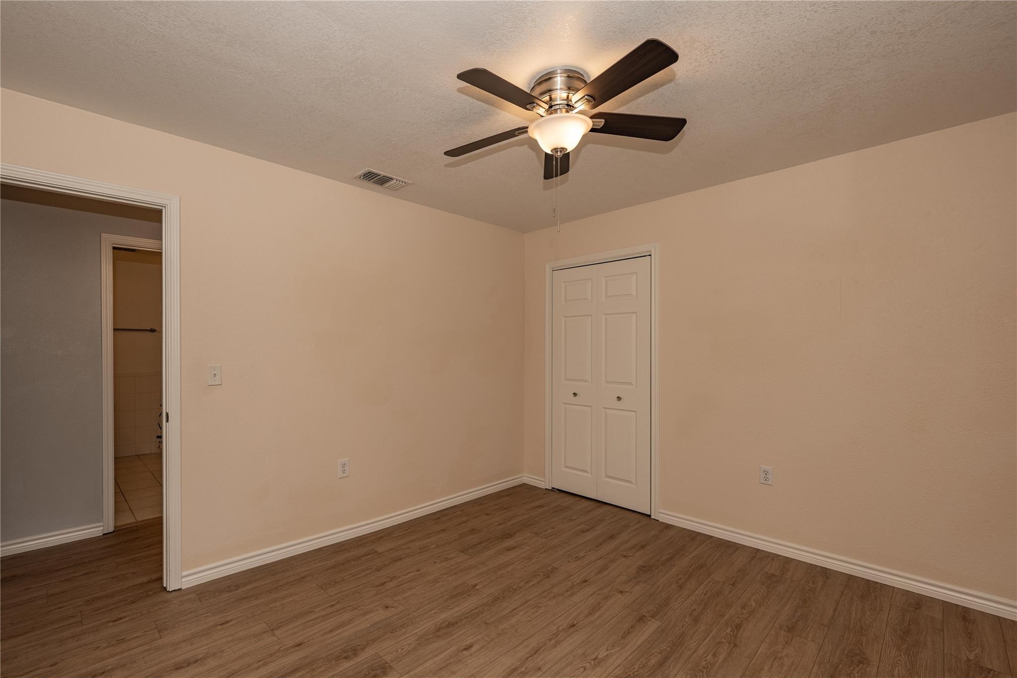 400 Unit A Oak Knob Dr #a Property Photo 11