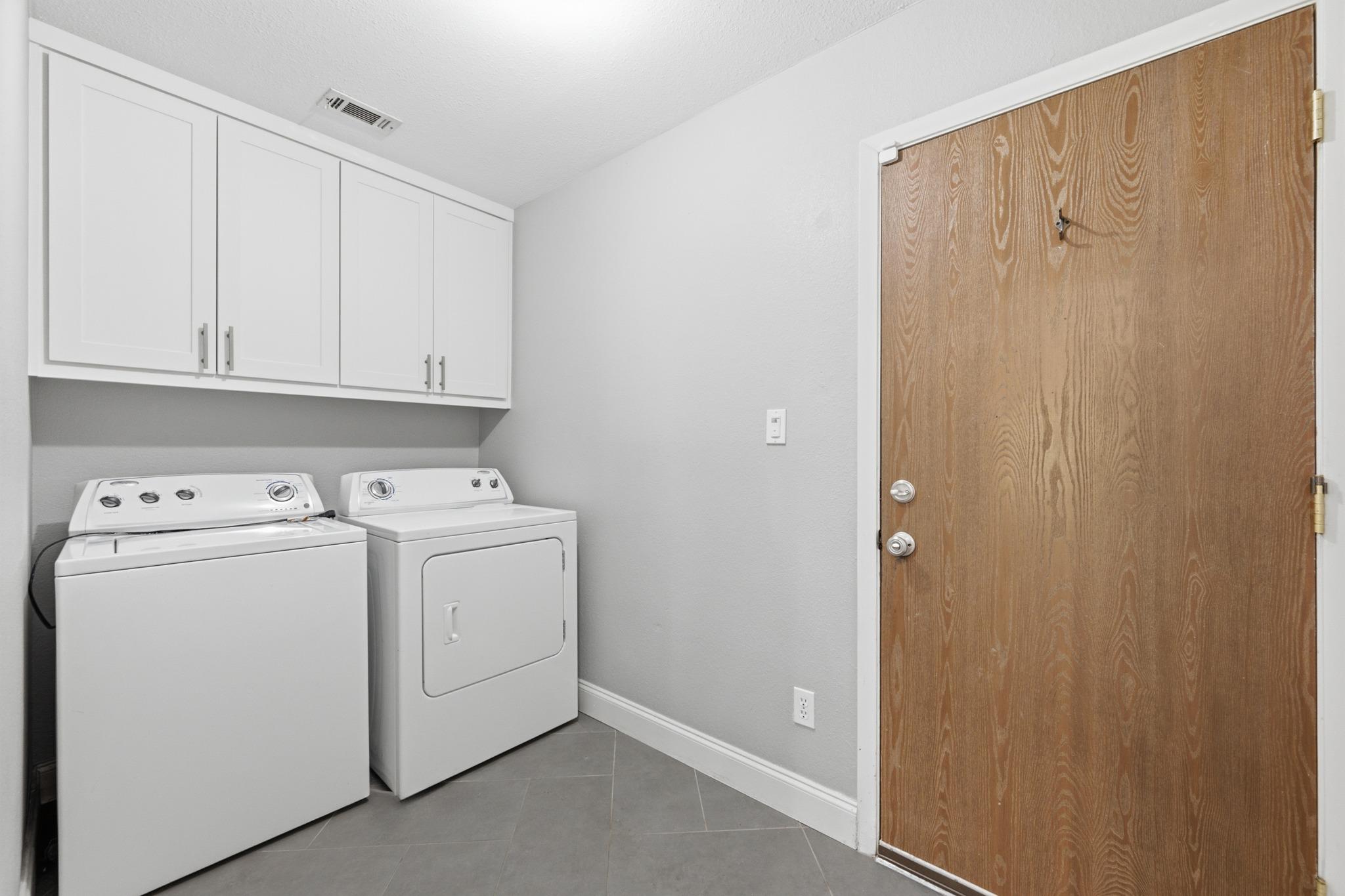 11826 Carshalton Dr Property Photo 13