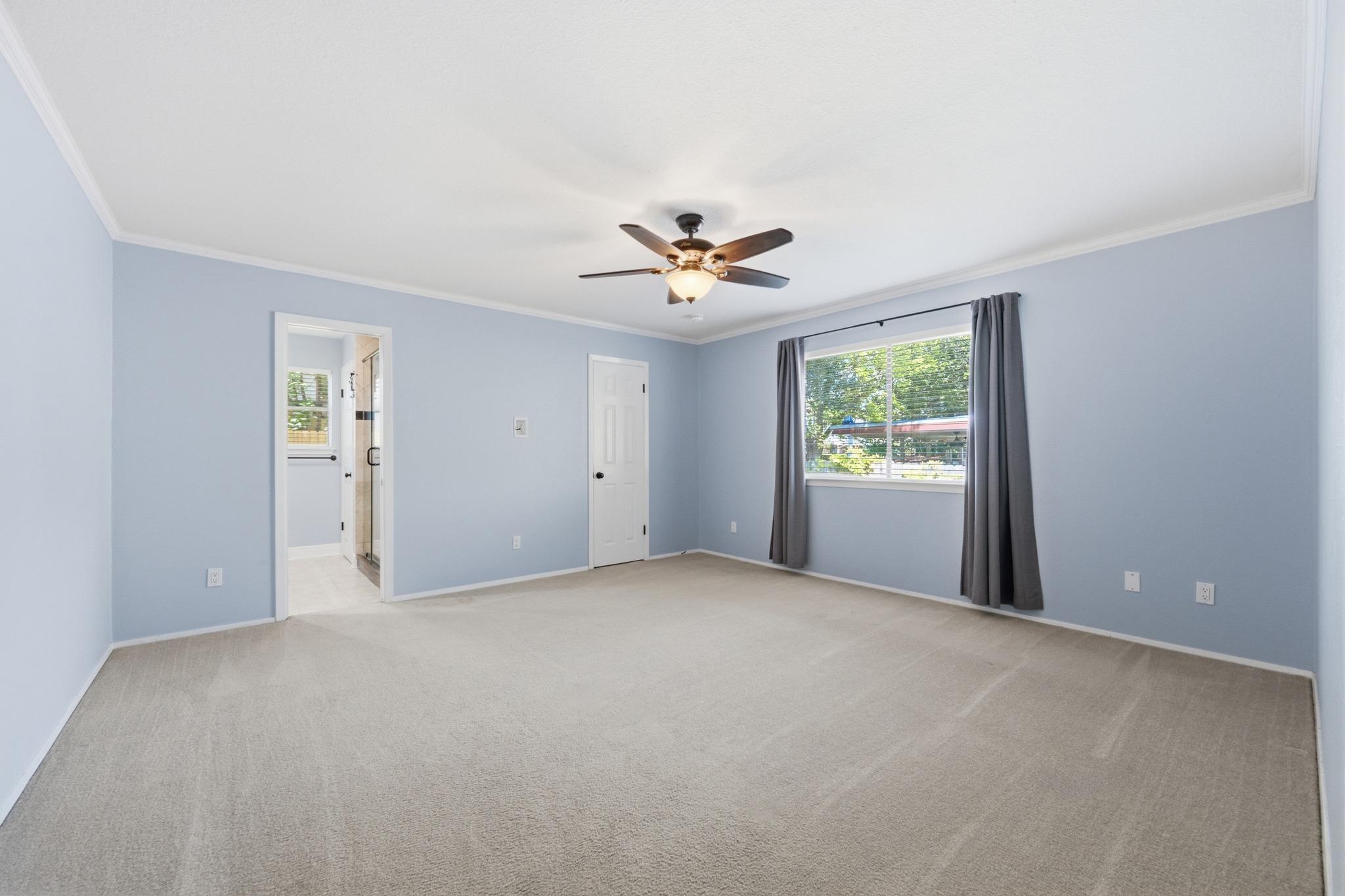 11826 Carshalton Dr Property Photo 14