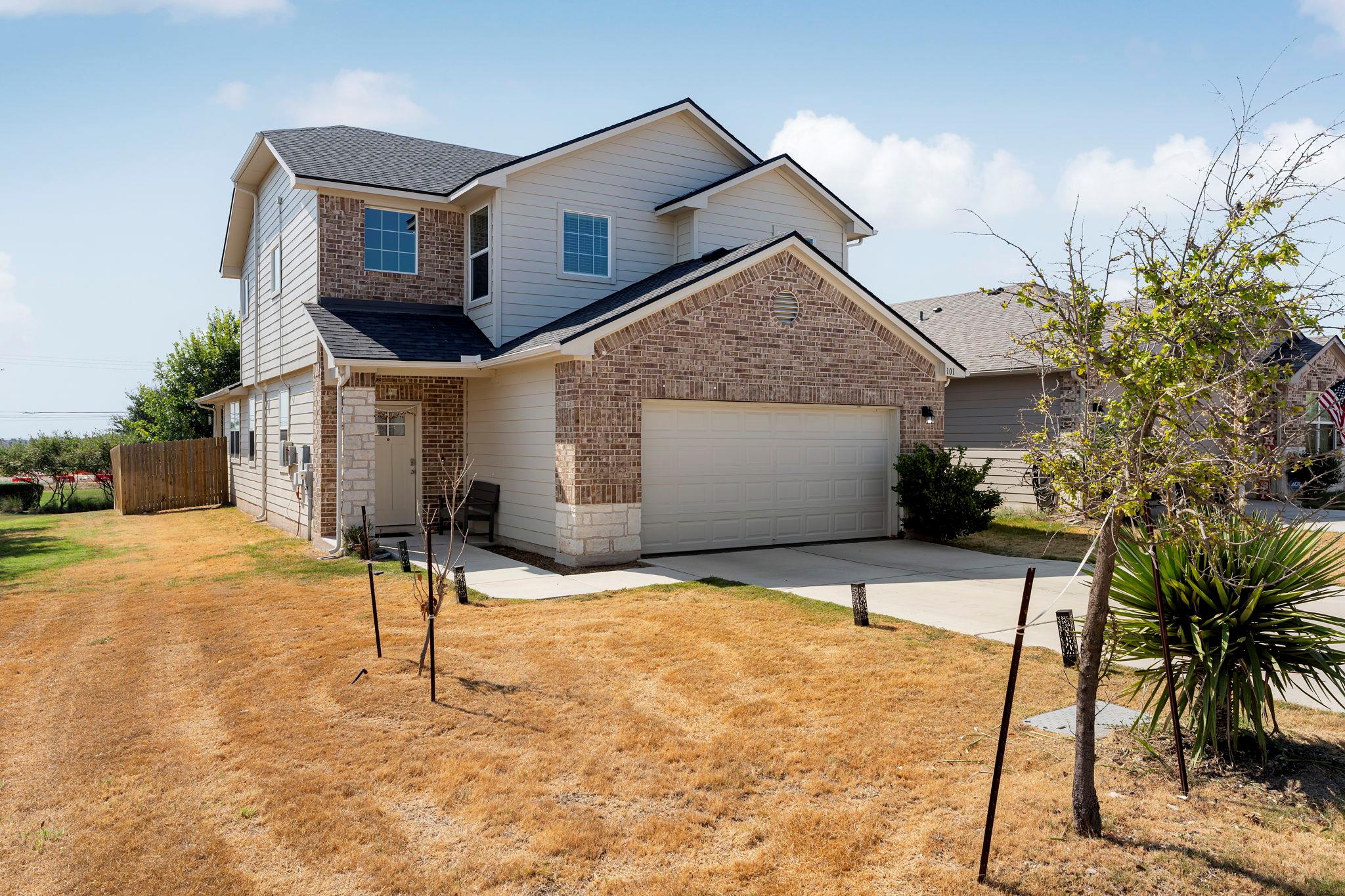101 Antrim Cv Property Photo 4