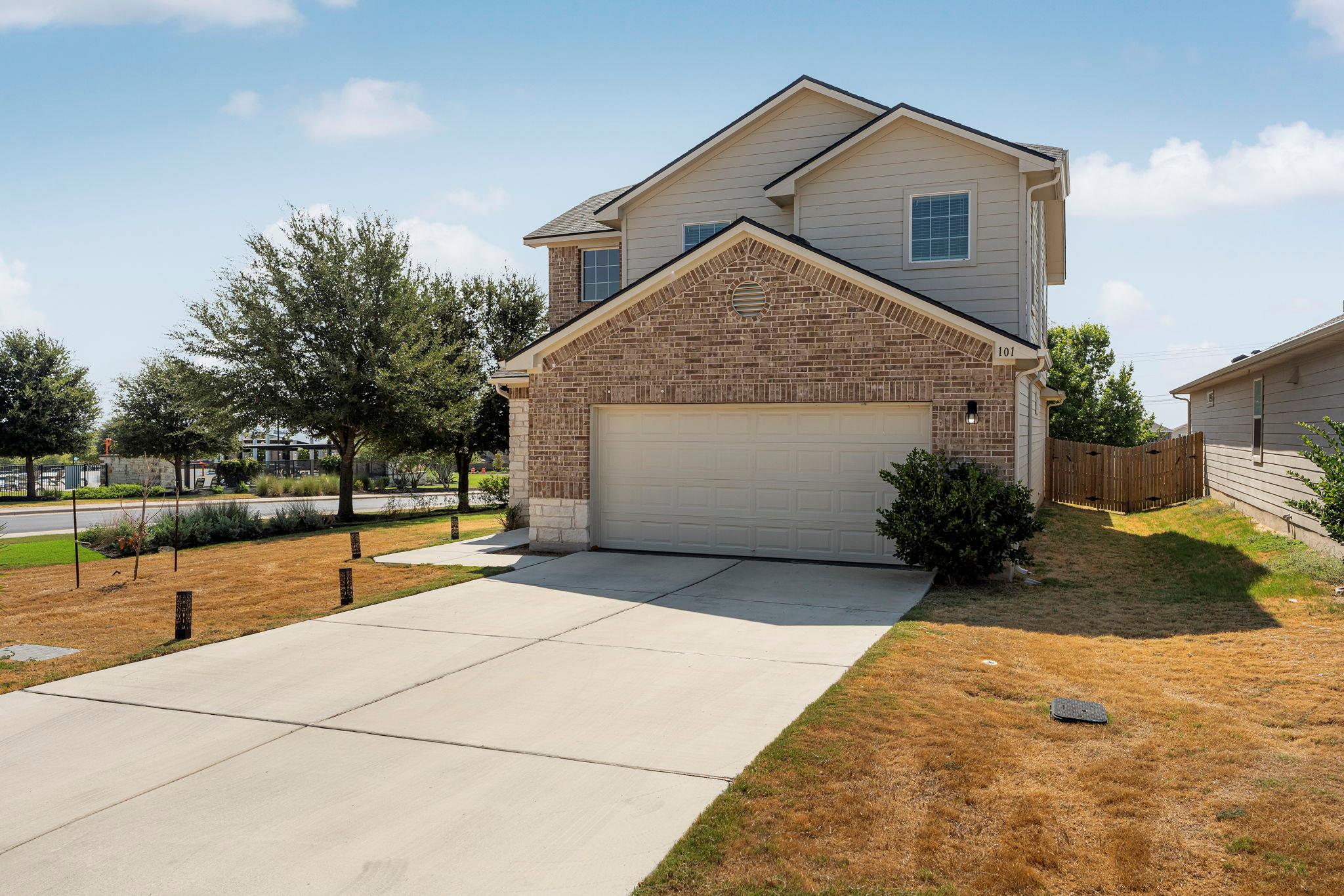 101 Antrim Cv Property Photo 5