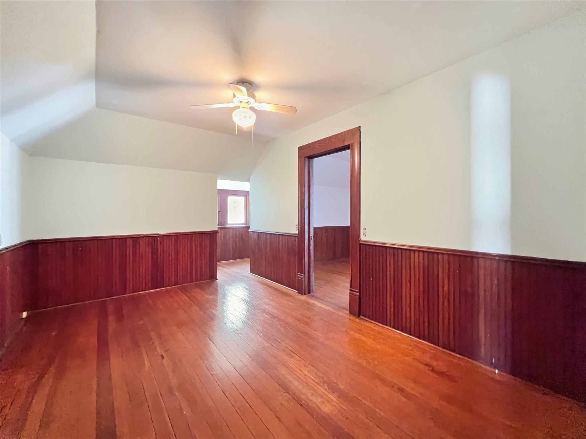 1010 Willow St #b Property Photo 5