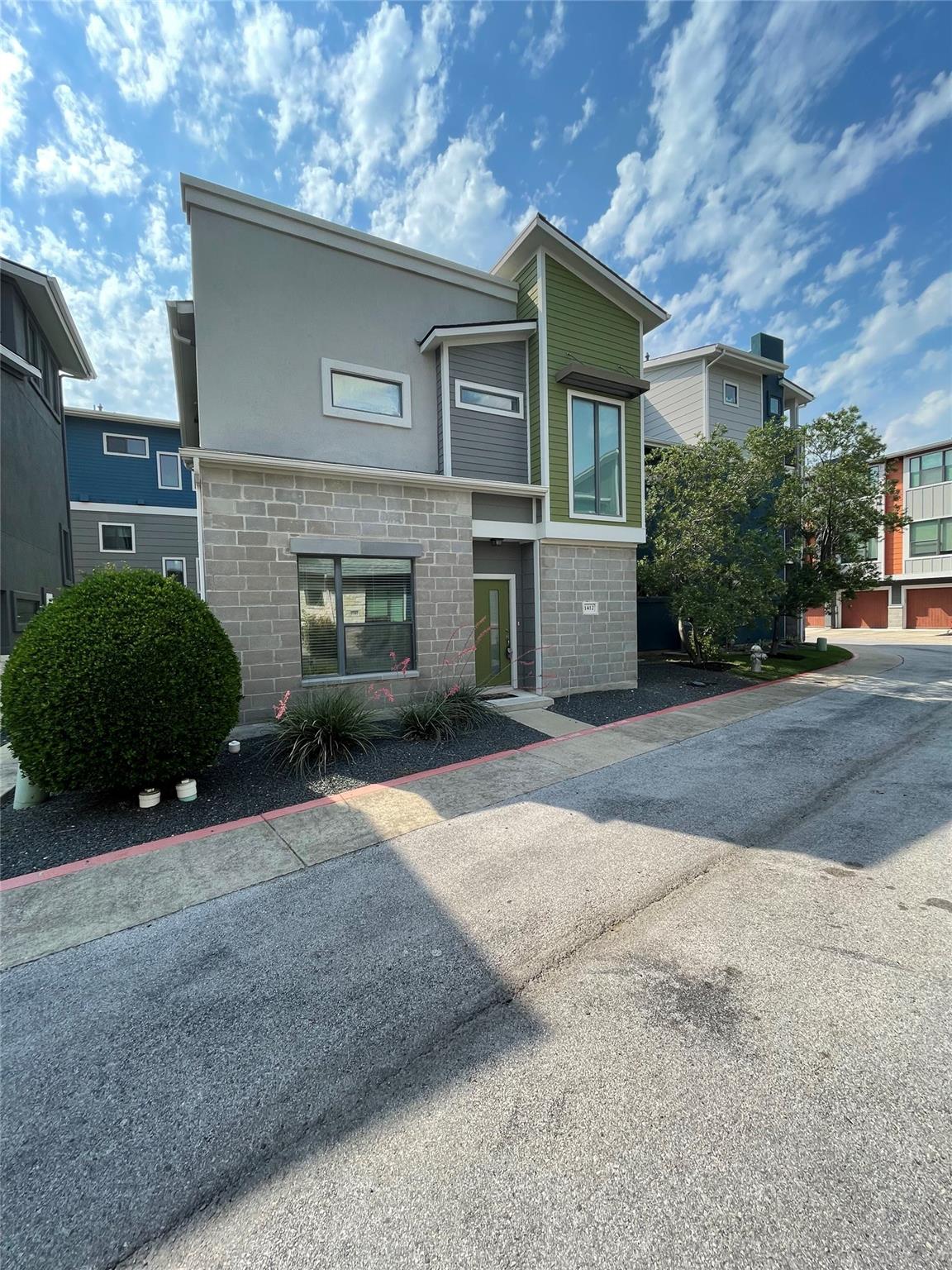 3853660 Property Photo 1
