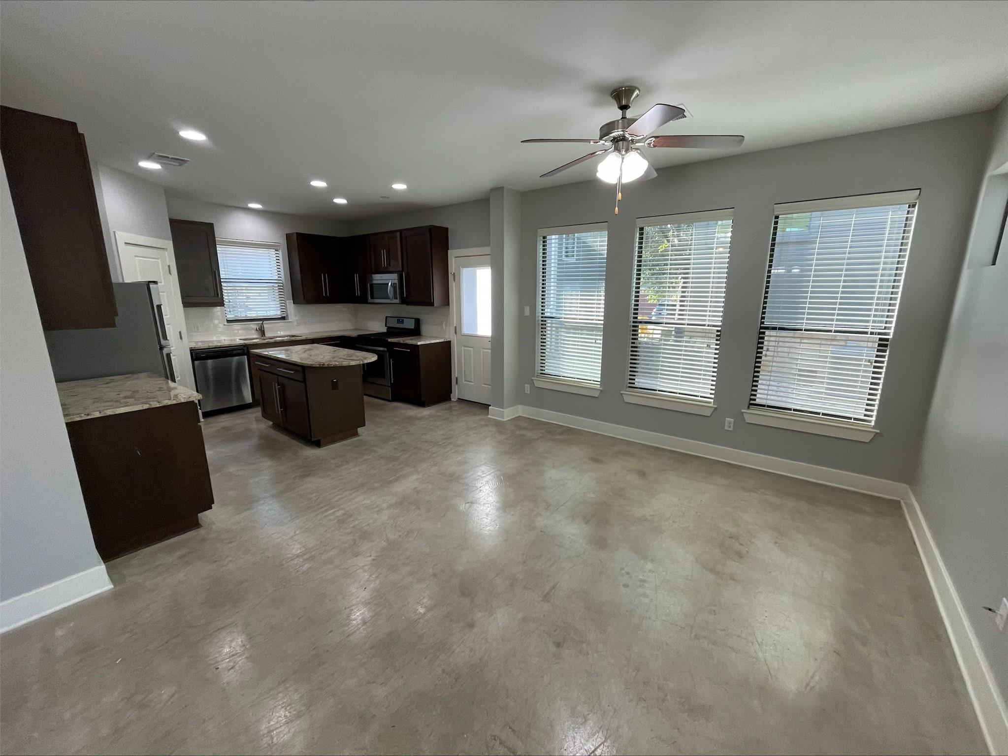 3853660 Property Photo 4