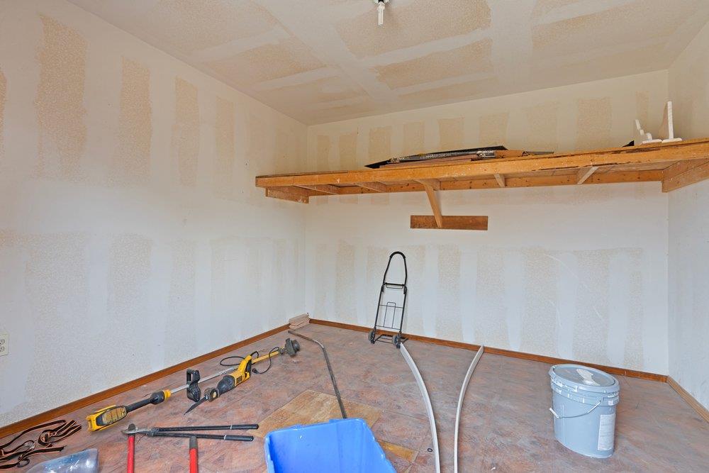 2703 E Cesar Chavez St Property Photo 22
