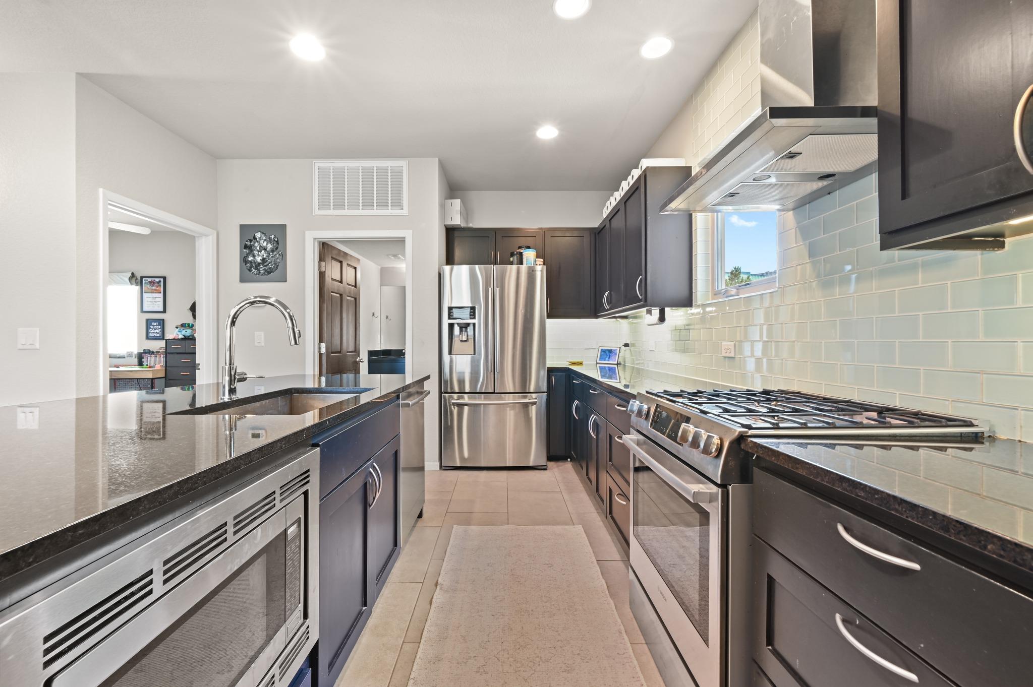 1142 Lost Creek Blvd #3 Property Photo 8