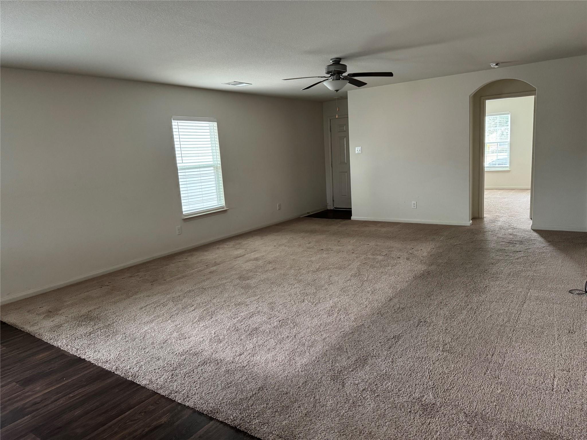 117 Allington Cir Property Photo 2