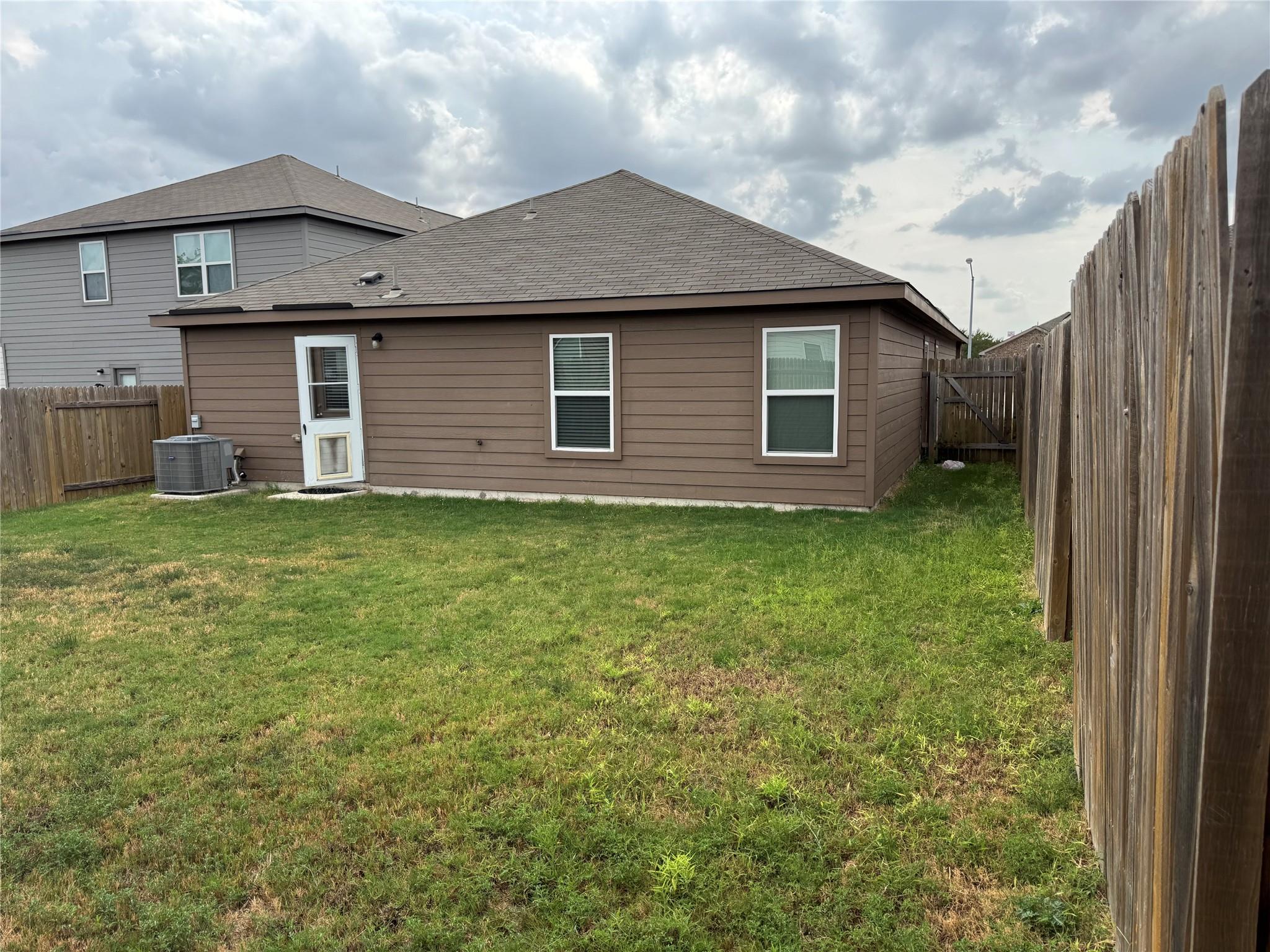 117 Allington Cir Property Photo 8