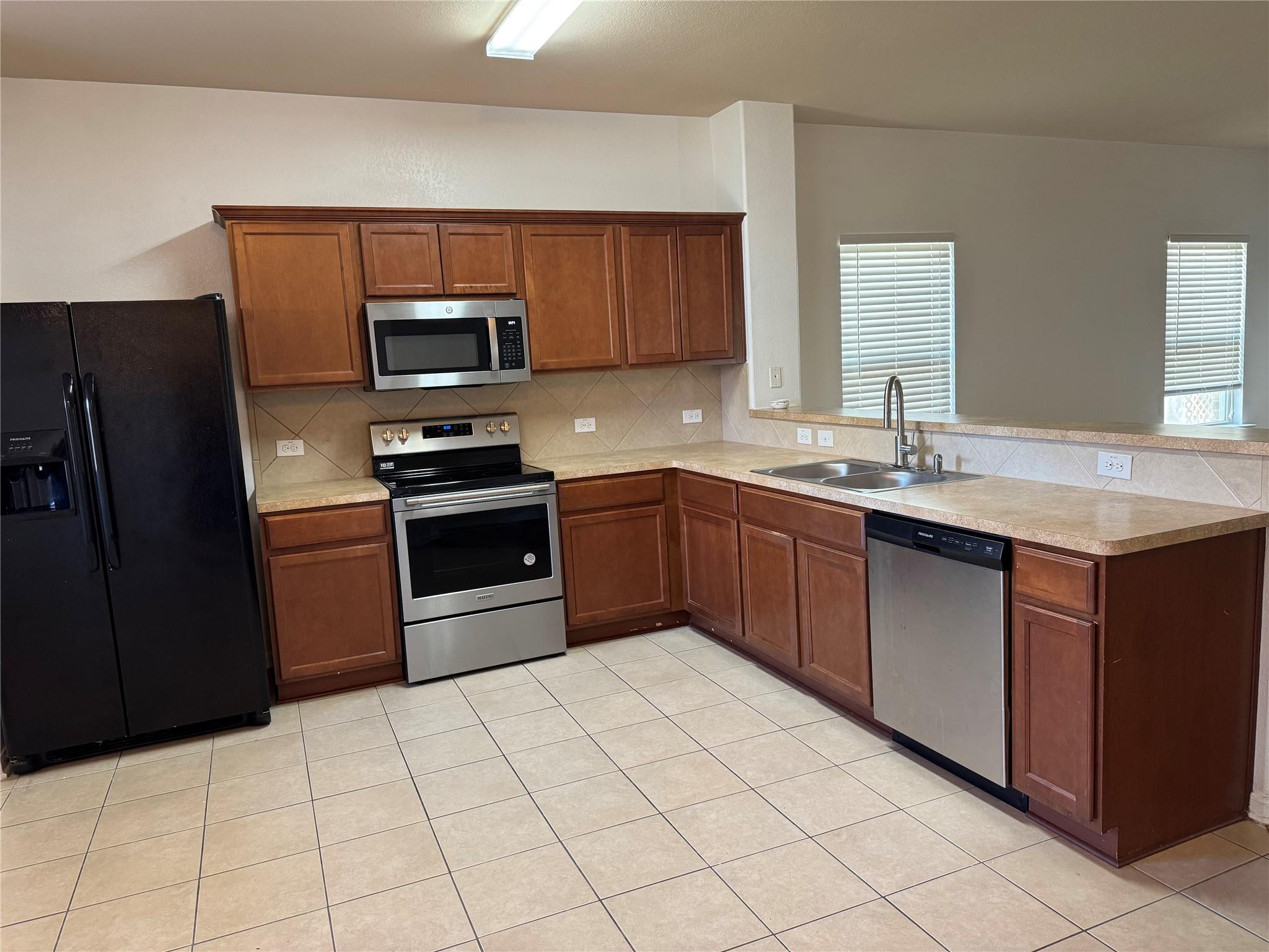 13504 Kearns Dr Property Photo 8