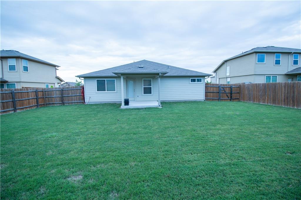 107 Sabine River Dr Property Photo 23
