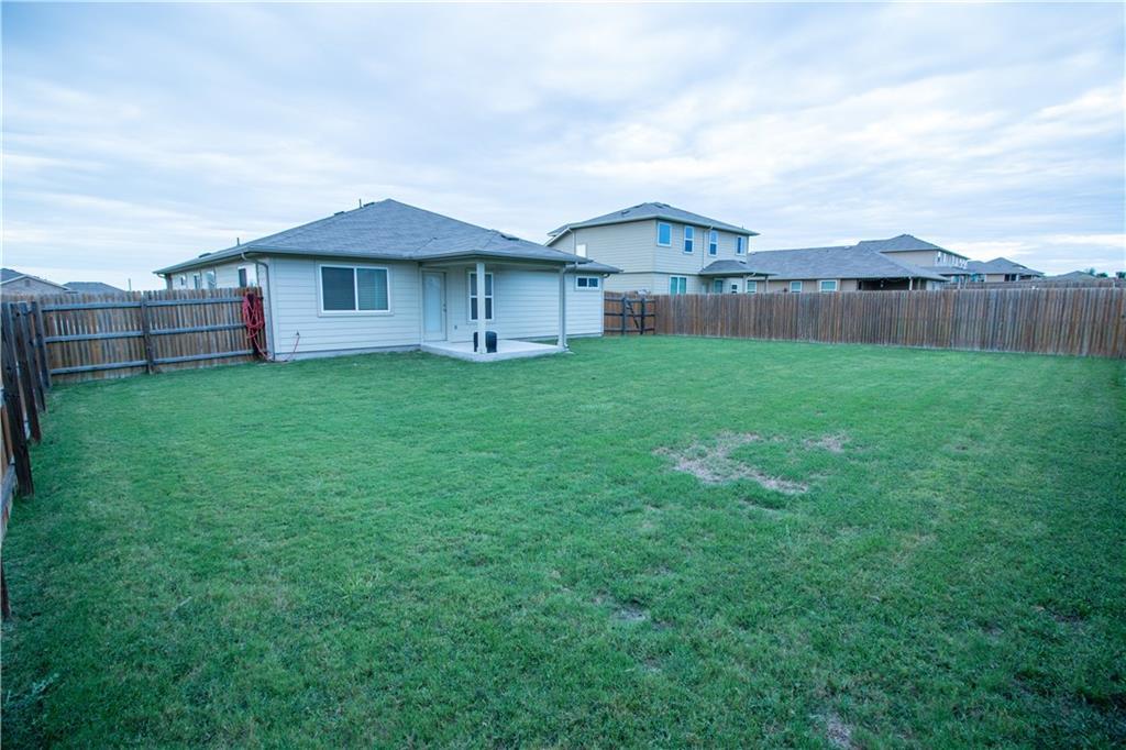 107 Sabine River Dr Property Photo 24