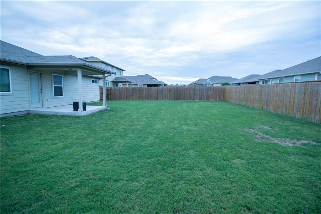 107 Sabine River Dr Property Photo 25