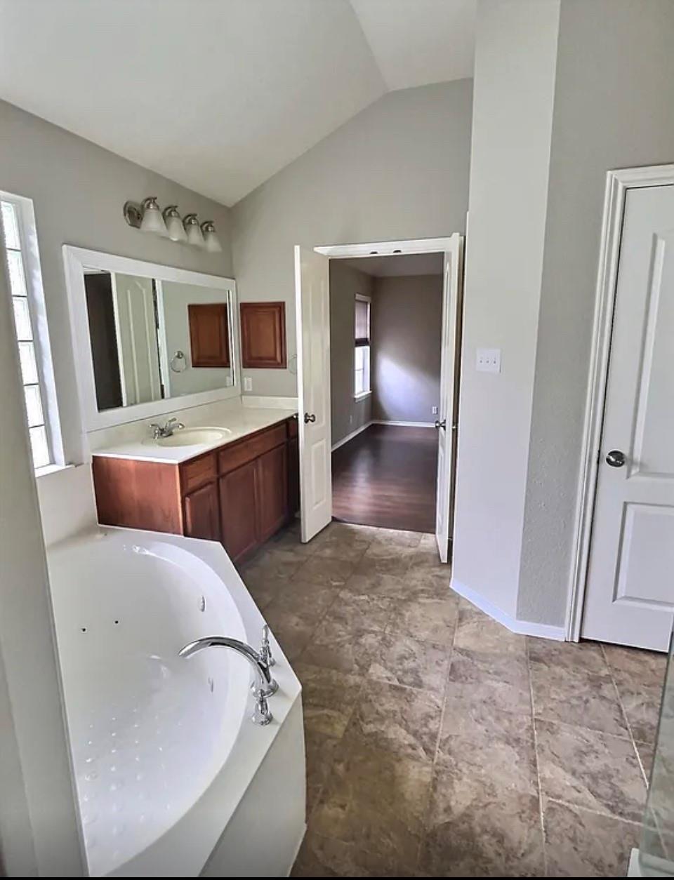 2107 Bent Tree Ct Property Photo 23