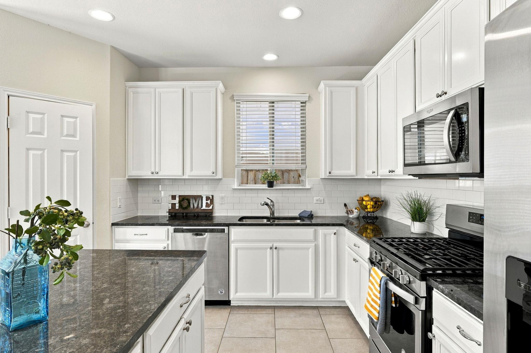 329 Bonnet Blvd Property Photo 9